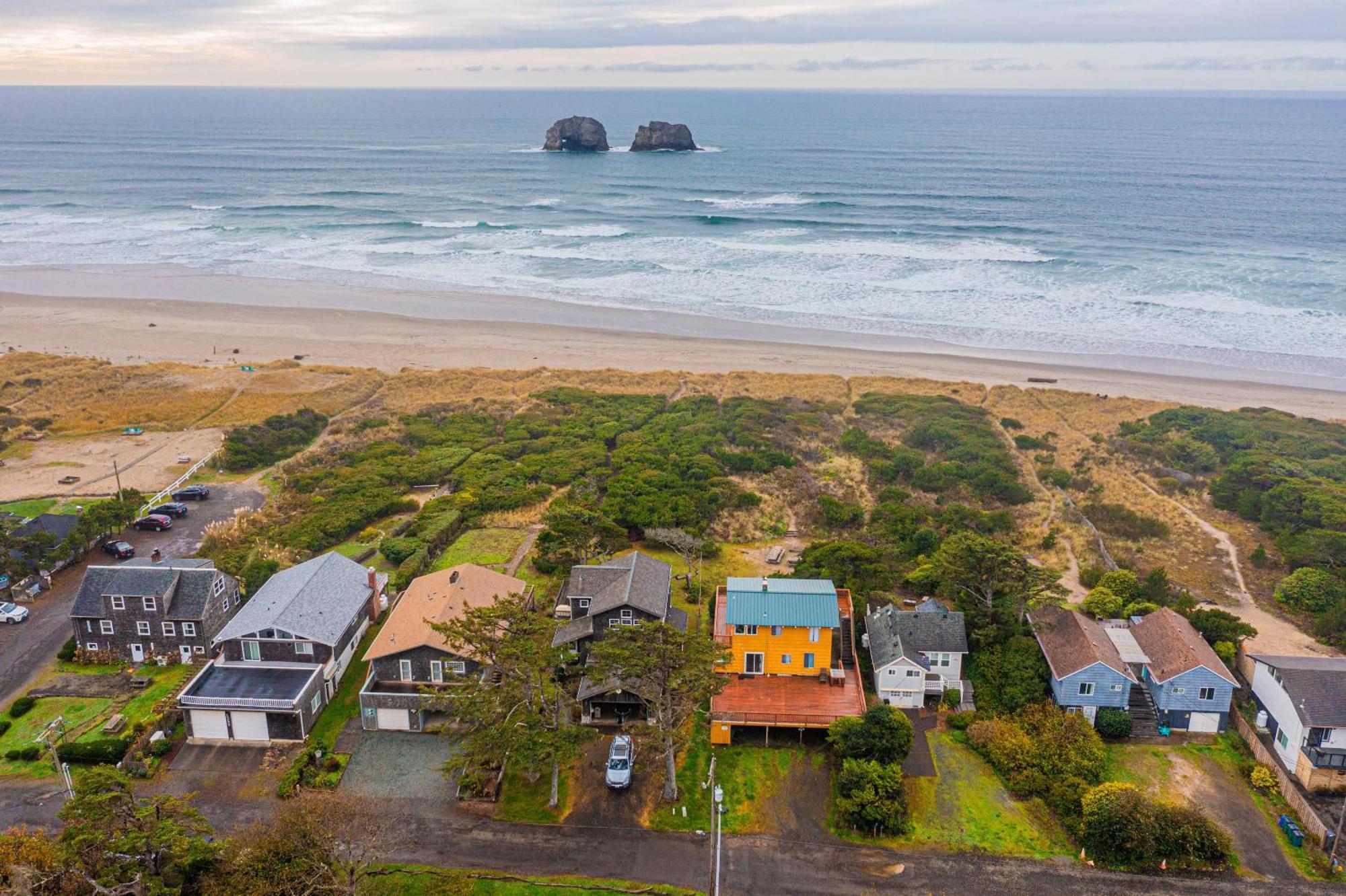 Arnold Beach House 3 Rockaway Beach Bagian luar foto