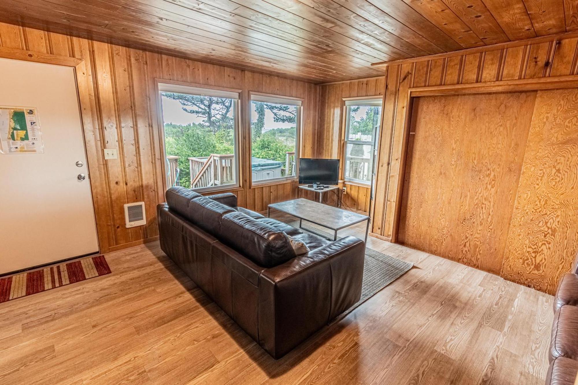 Arnold Beach House 3 Rockaway Beach Bagian luar foto
